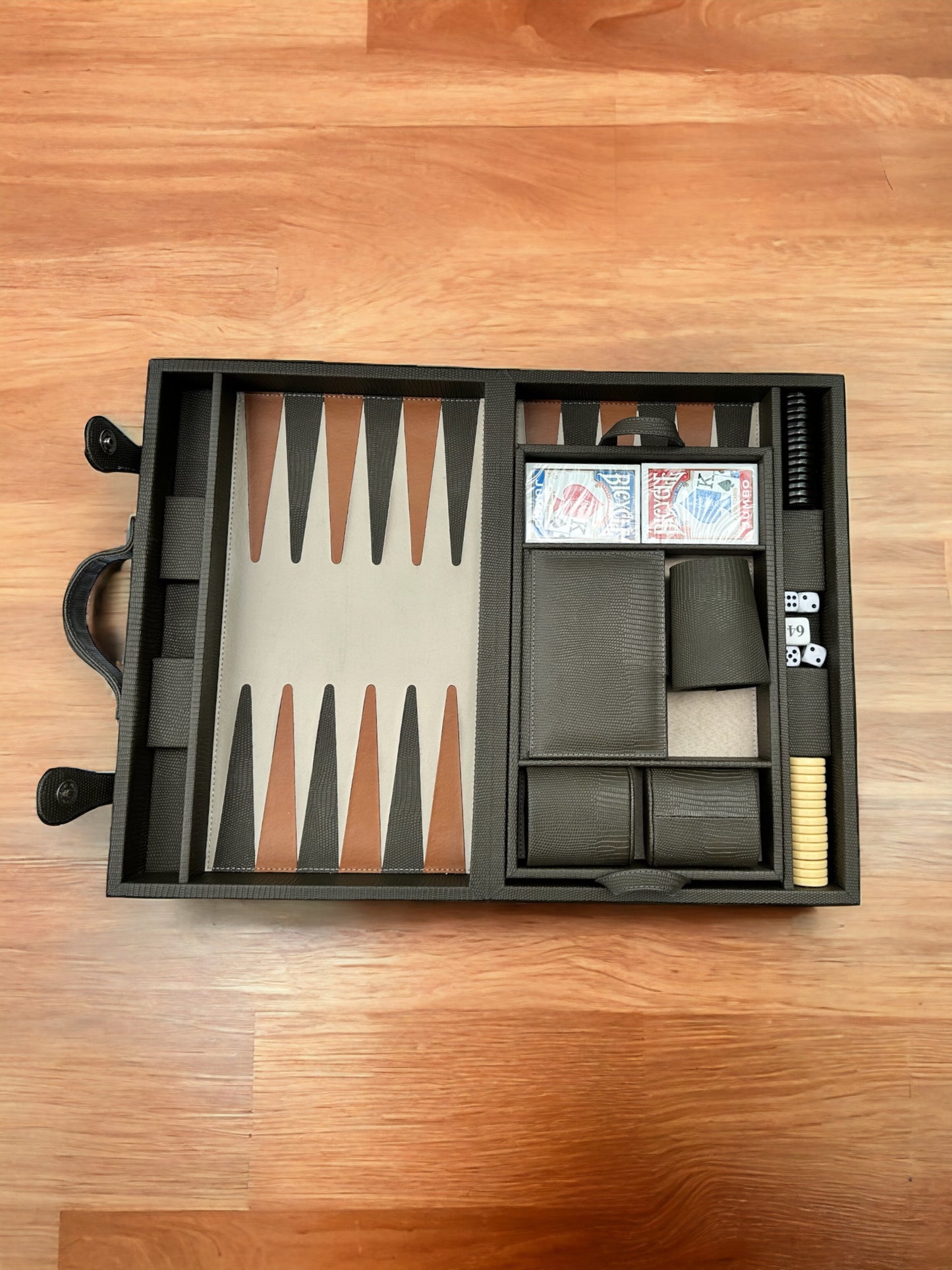 Backgammon casino